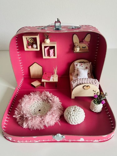 Fluffy pink